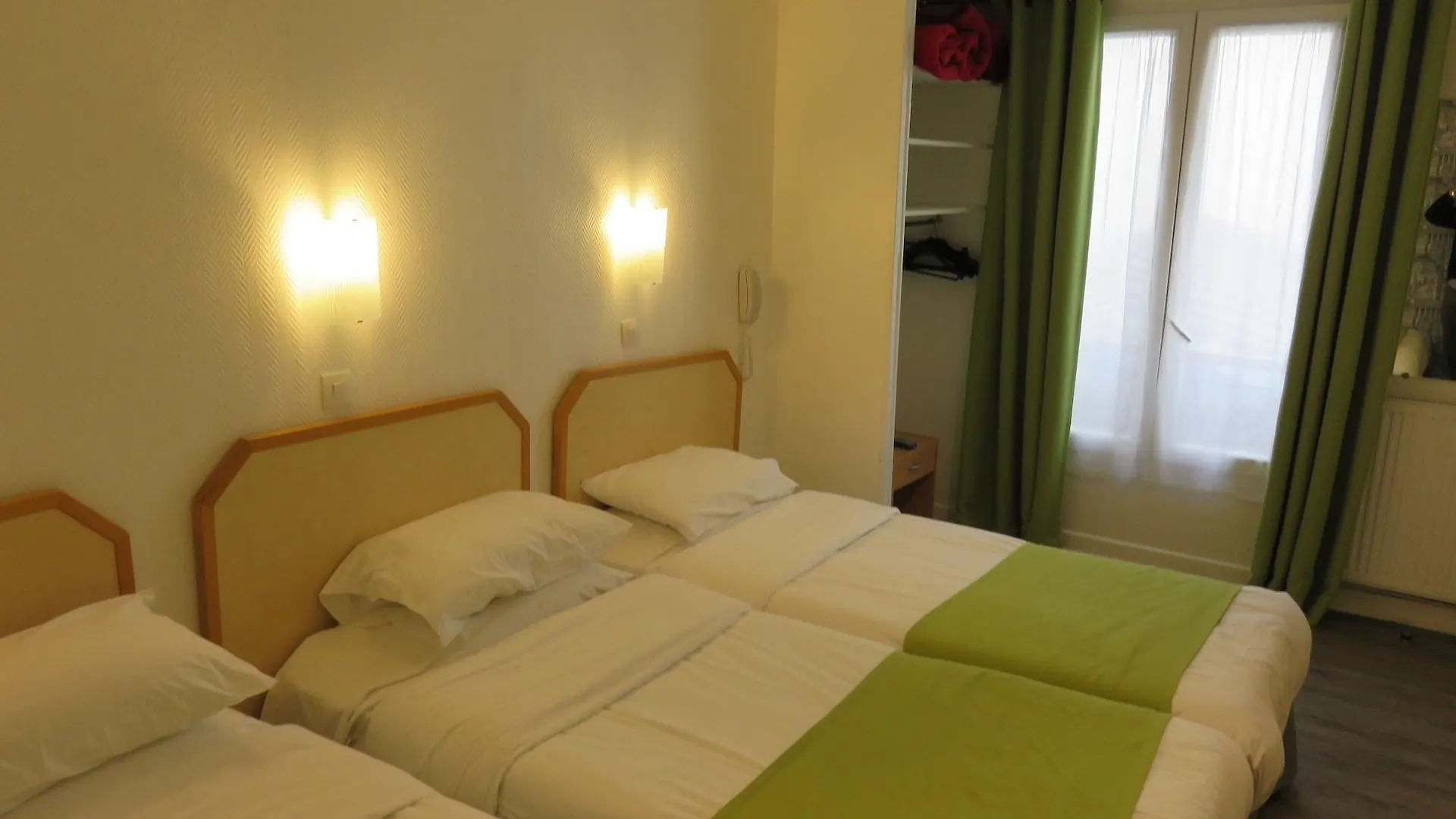 Hotel Mary's Republique
