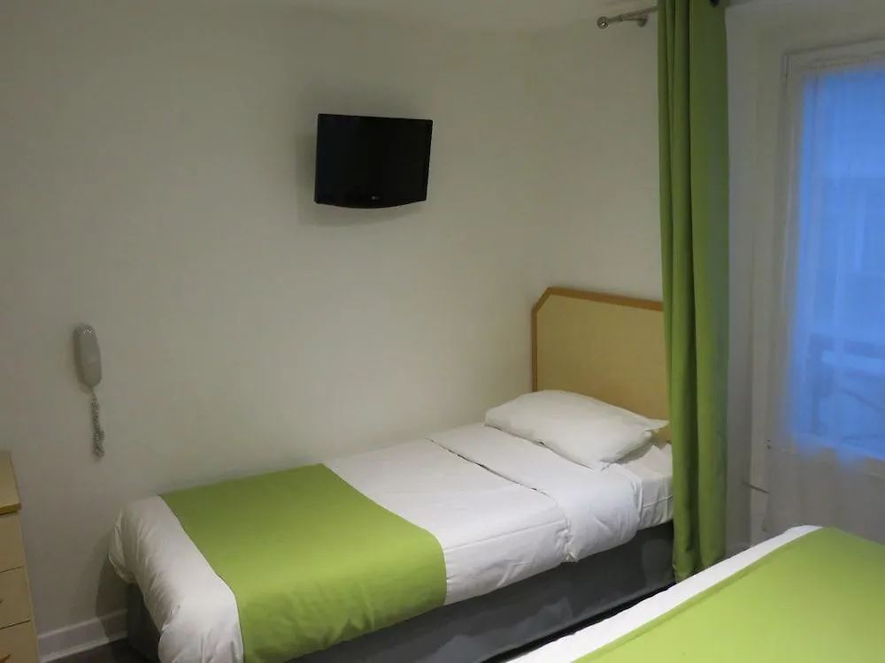 Mary's Republique Hotel 2*