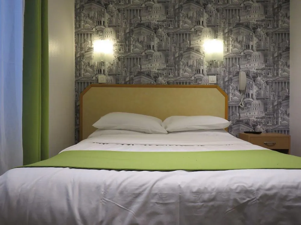 Hotell Mary's Republique 2*