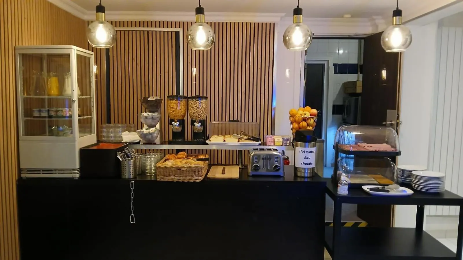 Mary's Republique Hotel Parijs
